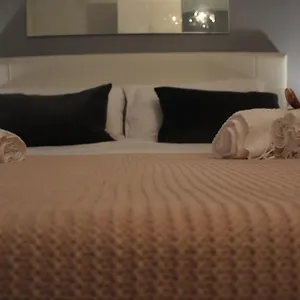 https://suite-de-gasperi.hotels-amalfi.com