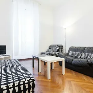 https://urban-art-apt.italymilanhotels.net