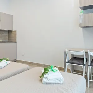 https://devon-metro-studio-apartments.hotels-amalfi.com